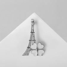 Brooch 
