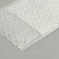 A package of runway with a valve, p/e, unpainted, 3 layers, 11 x 16 + 5 cm