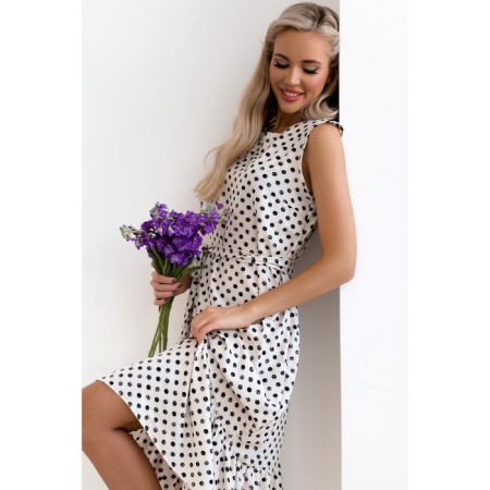 Women's dress, size 52-6