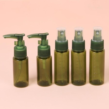 Storage set, in a case, 5 objects, green color-1