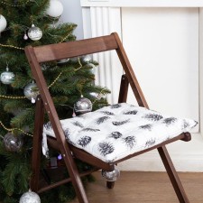 Sitting for a chair 