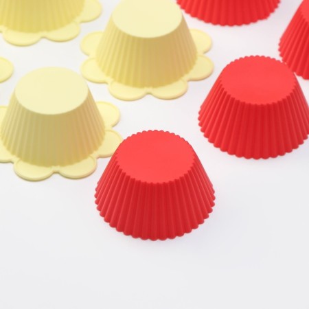 A set of baking forms “Rib. Chamomile ", silicone, 9 × 3 cm, 12 pcs, color mix-4