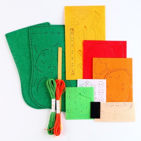 Sewing kit. New Year's toe of felt "Dragon with a ball", 18 x 27 cm-2