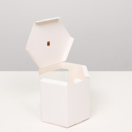 Box hexagonal, with a window, white, 13 x 13 x 13.5 cm-2