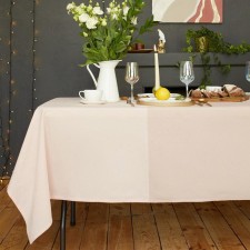 The tablecloth 
