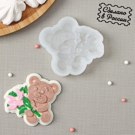 Silicone form "Bear with a bouquet", 7 × 7 cm, transparent color