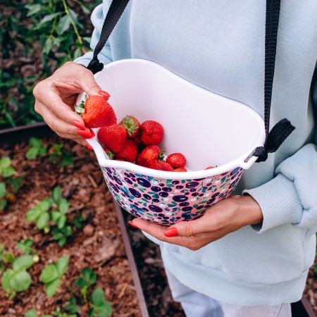 Container for collecting berries, 3 l, "berry", white-11