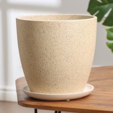 Flower pot 