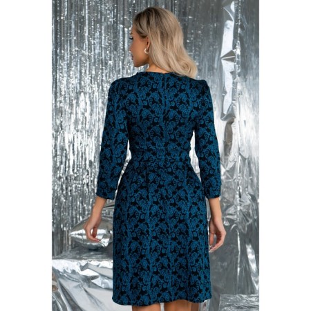 Women's dress, size 44-6