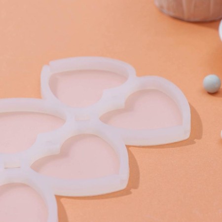 Form for the candies "Love", silicone, 16 × 10 × 0.7 cm, 6 cells, white color-1