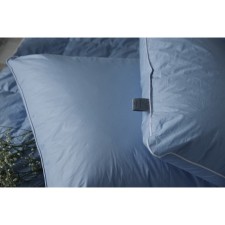 The pillow is high, size 70x70 cm, color mix
