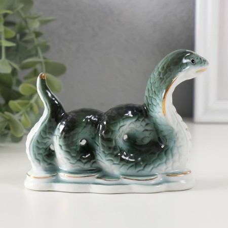 Souvenir Ceramics "Cobra Creeping" green with gold 4x11.3x8.5 cm-2