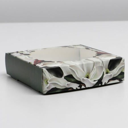 Box for Makarun with low sides, confectionery packaging "Magnolia", 11x 11x 3 cm-1