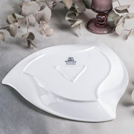 Porcelain platele triangular wilmax ariela, d = 30 cm, white color-2