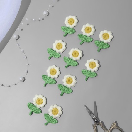Knitted elements "flowers", 2.5 × 3.5 cm, 10 pcs, cream/green color-1