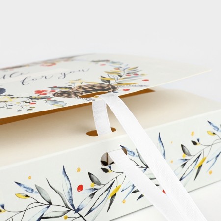 Folding Gift Box "Magic New Year", 20 x 18 x 5 cm, without tape, New Year-7