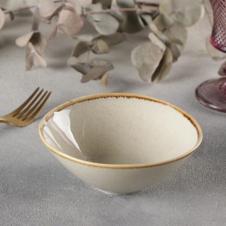 Ceramic sapphire salad, 14 × 13.5 × 5 cm, beige color