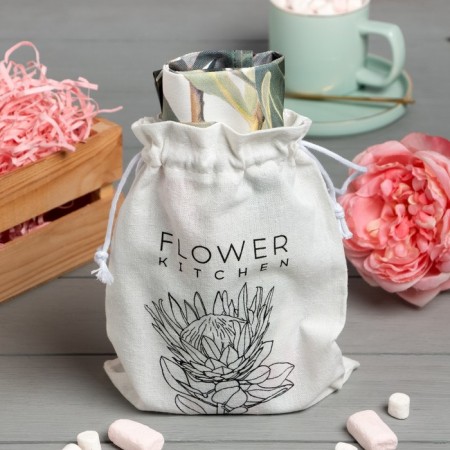 Set gift Ethel Flowers: a towel 40x73 cm, shoulder blade-1