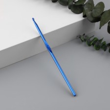 Knitting hook, d = 4 mm, 15 cm, color mix