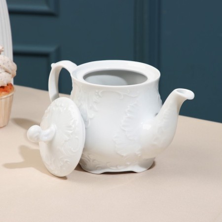Rococo kettle, 550 ml, porcelain-1
