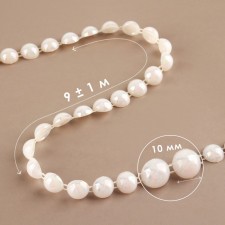 Pearls on threads, with holography, flat, 10 mm, 9 ± 1 m, white color