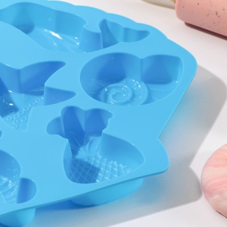 Baking uniform "Sea inhabitants", silicone, 26 × 24 × 2.5 cm, 7 cells, color mix-8