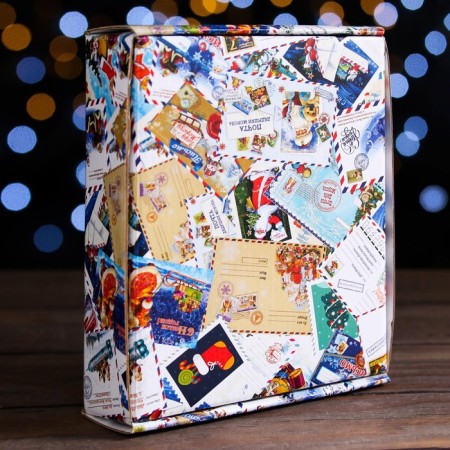 Gift box, lid is, with the window "New Year's Post", 18 x 15 x 5 cm, 1 pc.-1