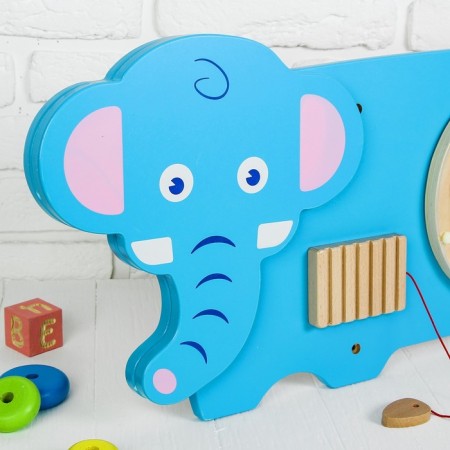 Biziborn "Elephant" is attached to the wall-3