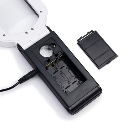 Folding magnifier with backlight, lens 50*80mm-3