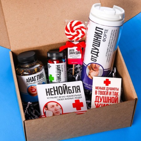 GIFTBOX "Pharmacy": Black tea with lemon 50 g., Drage 80 g., Milk chocolate 20 g, a thermostat 350 ml.-1