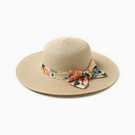 Hat for girls, beige color, size 52