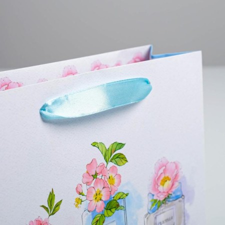 Gift package laminated, packaging, “with wishes...” 22 x 17.5 x 8 cm-2