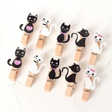Set of decorative clothespins 