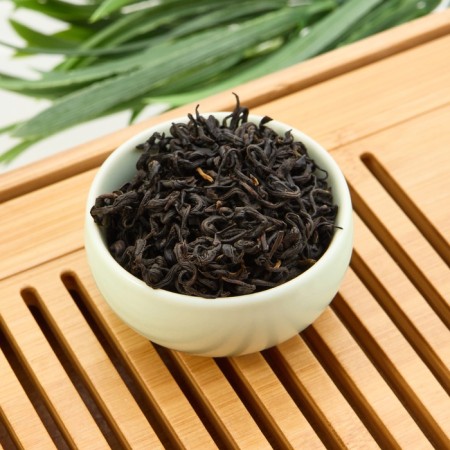 Chinese black tea "Kimun. Tsimen Hong Co", 100 g, 2023-4