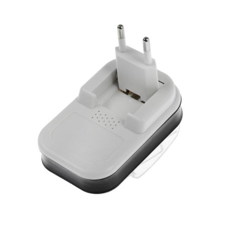 UC-21 network charger, display, universal for removable batteries-3