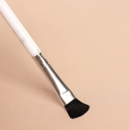 A set of makeup brushes "marble", 5 objects, white/black color-4