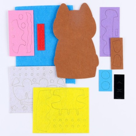 Set for creating a card from the felt "Corgi with a cake"-2