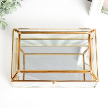 Casket glass with a metal frame "Squares" gold 8.5x16x24 cm-2