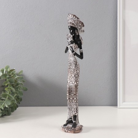 Souvenir Polystone "African in Gel, with a bouquet" Geometric patterns, white 7.5x6.5x33.5 cm 103234-3