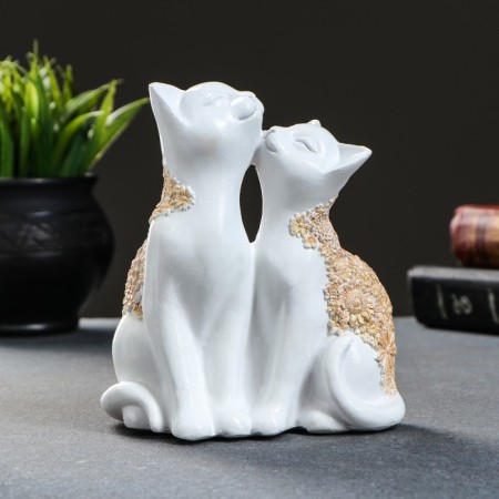 Figure "Cat and Cat" White with gold, 14x13cm