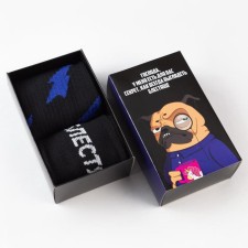 A set of male socks is 