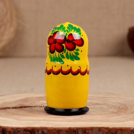 Matryoshka "Anya", yellow, 5-doll-3