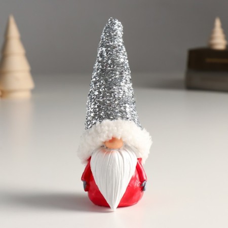 Souvenir Polystone "Grandfather Frost in a red fur coat, a cap with tinsel" 4.5x4x14 cm