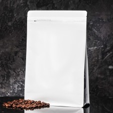 Eight -shirt package with lateral folds, 20 x 30 x 4 cm, white set 50pcs
