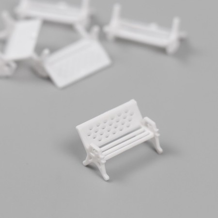 Figure for florarium plastic "Bench" white 1.6 cm