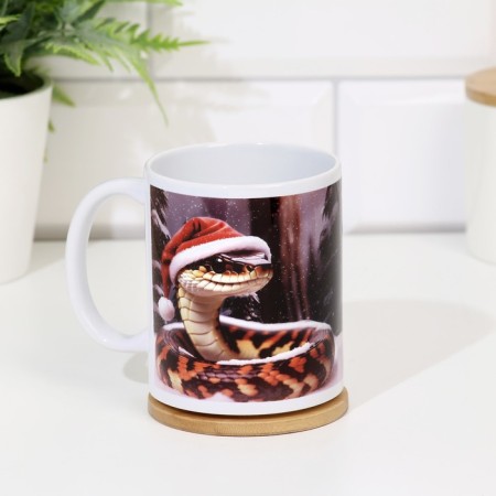 Putting mug of "Happiness in the New Year!" with application-1