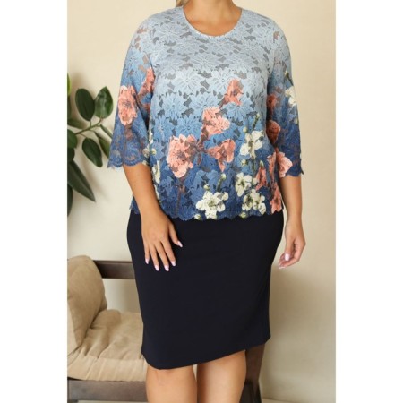 Women's dress, size 52-9