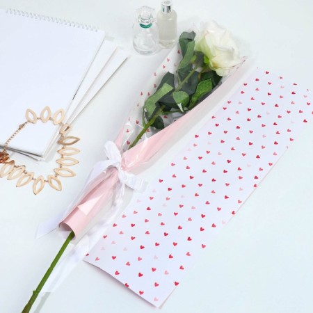 Package for flowers with the liner "I love you"