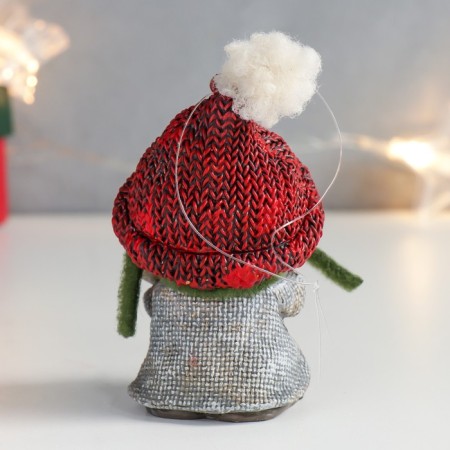Souvenir Polystone Suspension "Boy in a red hat with a gift" 5.5x5x9 cm-2