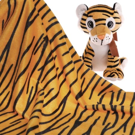Locum for needlework, 53 × 53 cm, tiger beige fur on a knitted basis